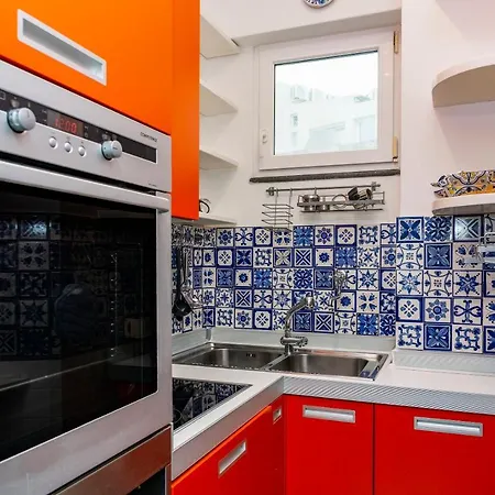 דירה Living